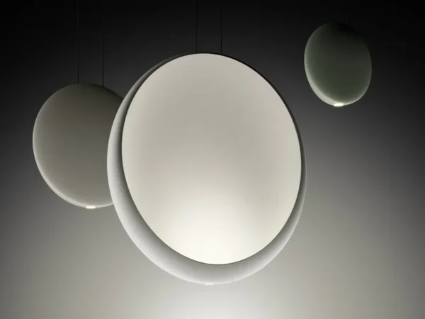 cosmos-vibia-2502.